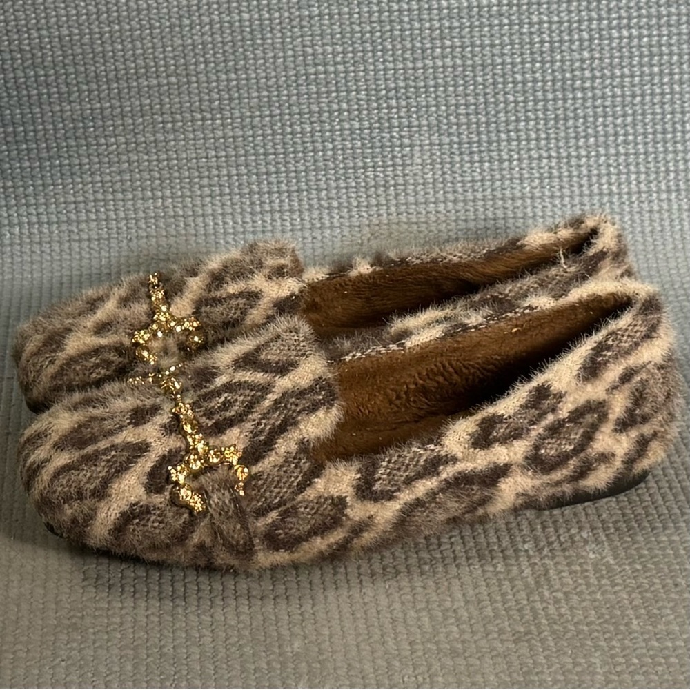 Kouaidi Women’s Leopard Print Slip On Loafer Shoes‎ Size 6 US 36 EU